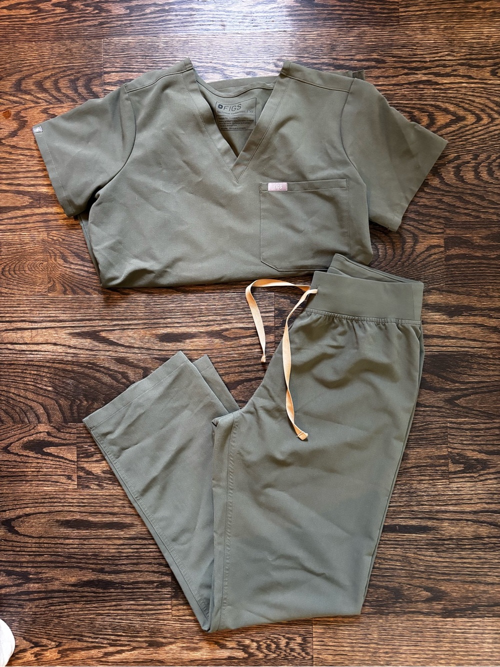 Figs Olive Scrub Top and Jogger Set